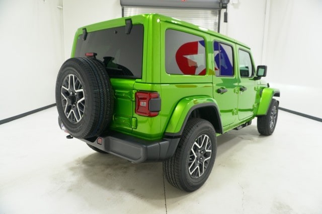 2026 Jeep Wrangler 4-Door Sahara - Photo 7