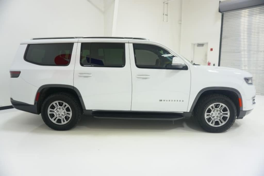 Used 2022 Jeep Wagoneer Series I Carbide SUV