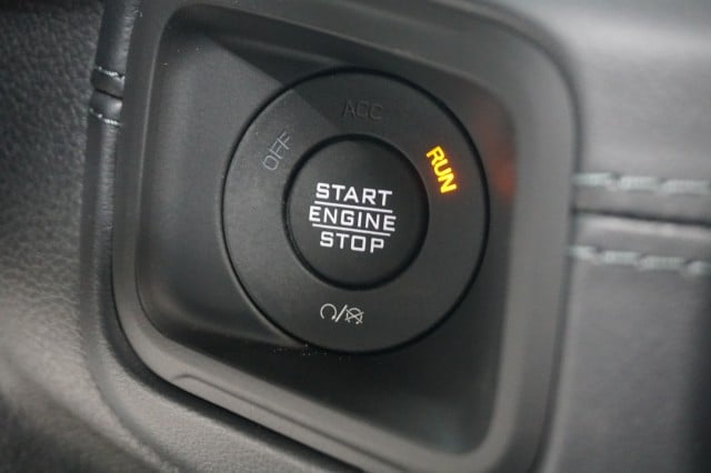 2026 Jeep Wrangler 4-Door Sahara - Photo 29