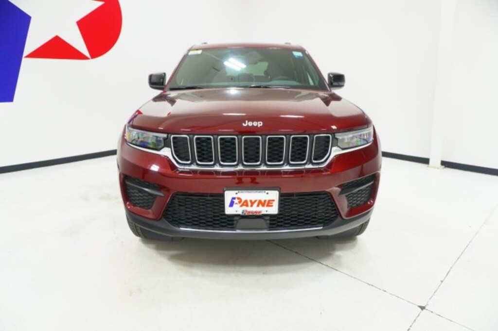New 2025 Jeep Grand Cherokee LAREDO X 4X2 Sport Utility
