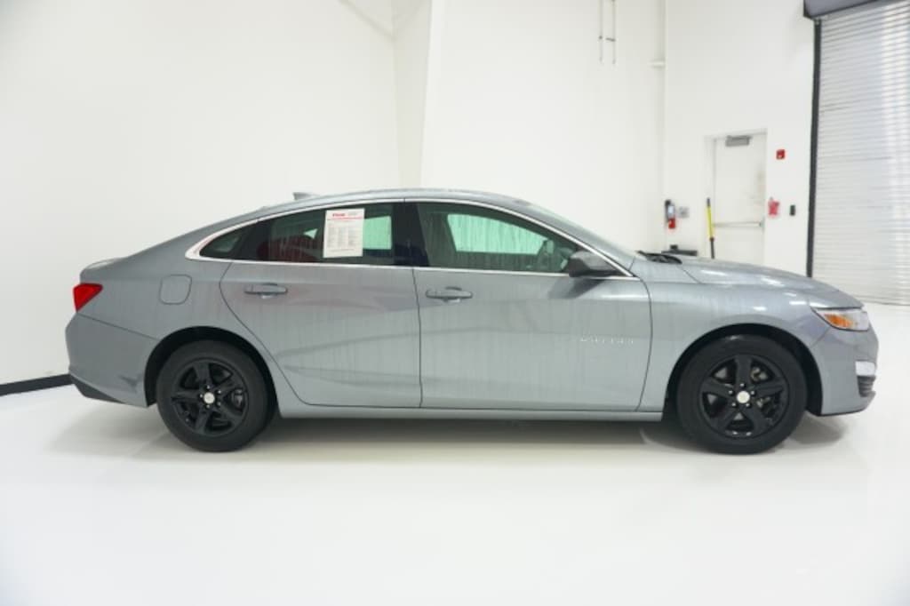 Used 2024 Chevrolet Malibu LT Sedan