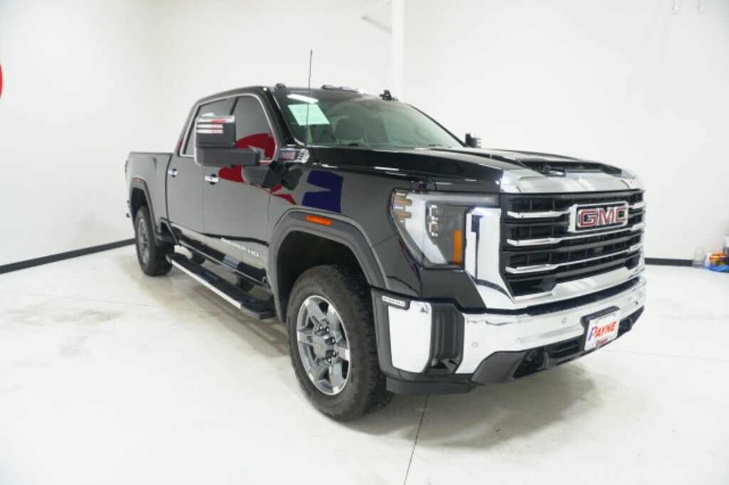 Used 2025 GMC Sierra 2500HD SLT Pickup Truck