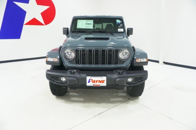 2025 Jeep Gladiator Sport S photo 2