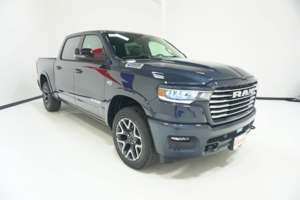 New 2026 Ram 1500 LARAMIE CREW CAB 4X4 5'7 BOX Pickup