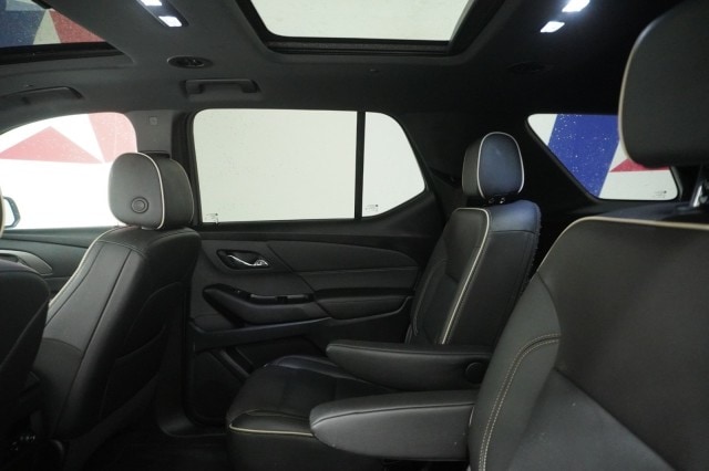 2023 Chevrolet Traverse Premier - Photo 16
