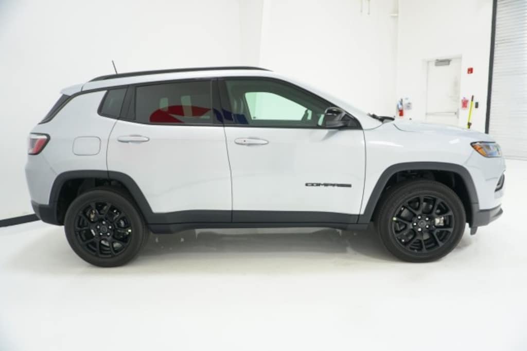 New 2026 Jeep Compass LATITUDE ALTITUDE 4X4 Sport Utility