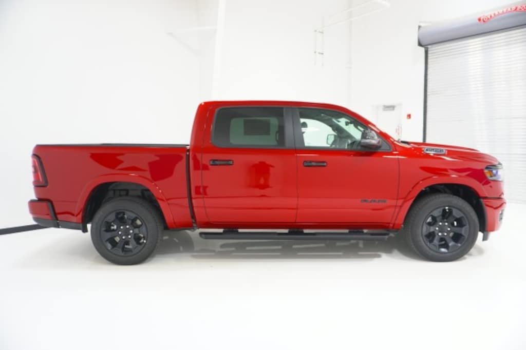 New 2027 Ram 1500 BIGHORN/LONESTAR CREW 4X2 Pickup