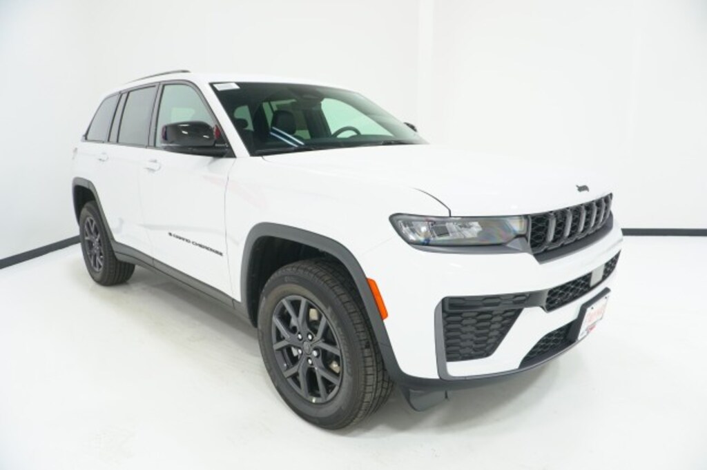 New 2027 Jeep Grand Cherokee Laredo Altitude Sport Utility