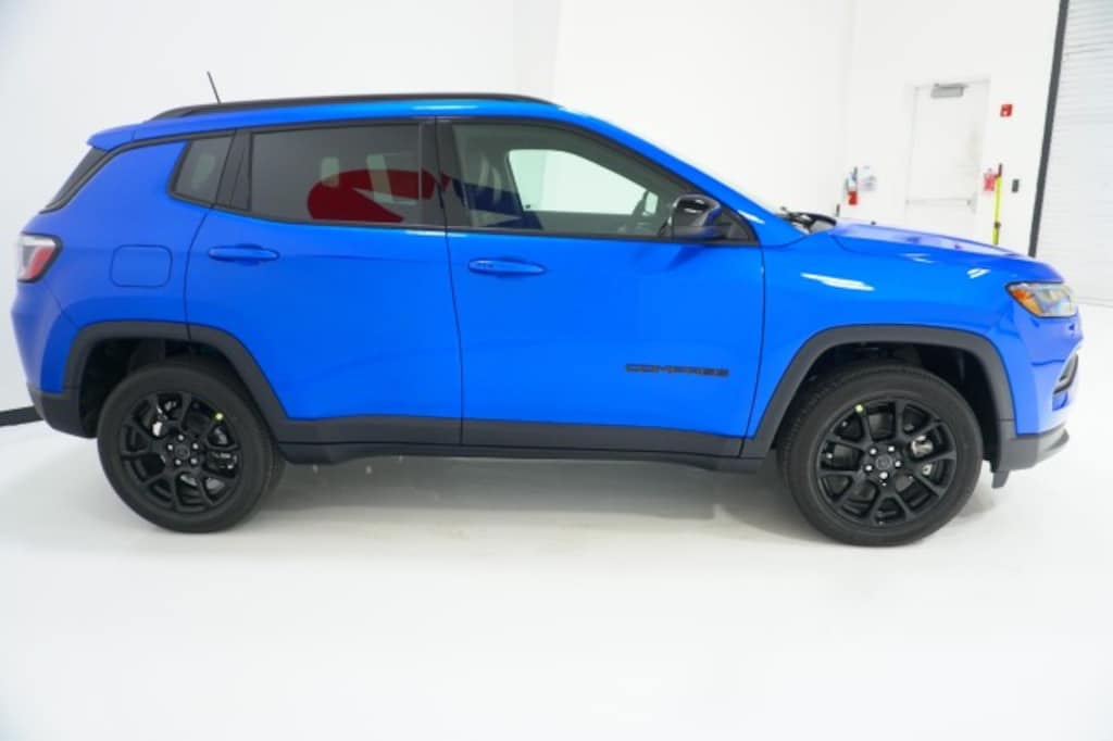 New 2026 Jeep Compass LATITUDE ALTITUDE 4X4 Sport Utility