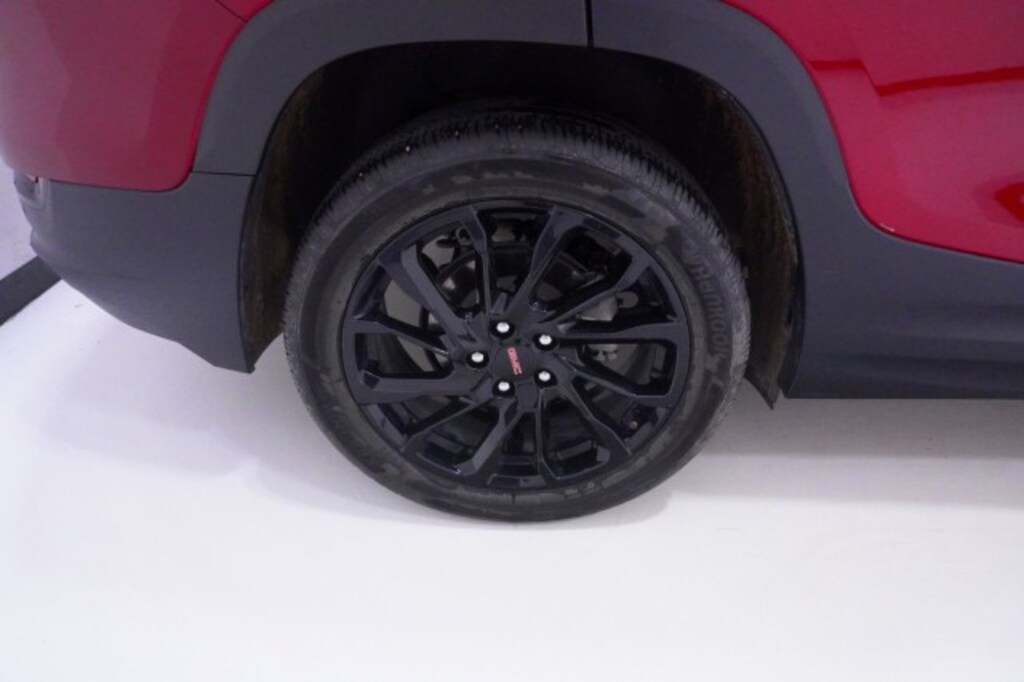 Used 2024 GMC Terrain SLE SUV