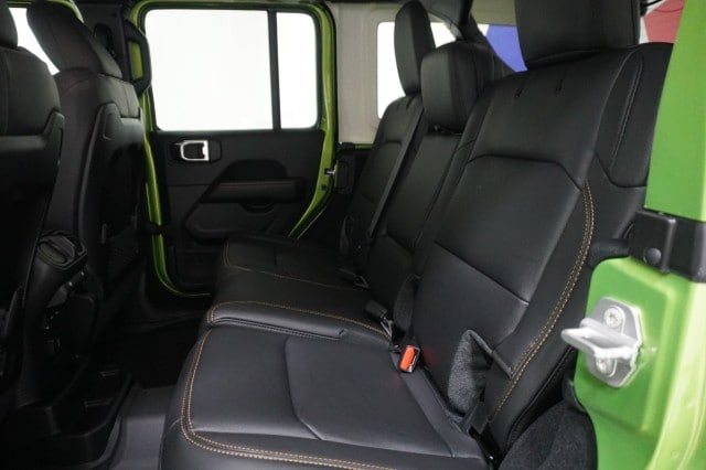 2026 Jeep Wrangler 4-Door Sahara - Photo 20