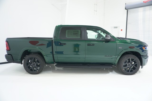 New 2027 Ram 1500 LARAMIE CREW CAB 4X4 Pickup