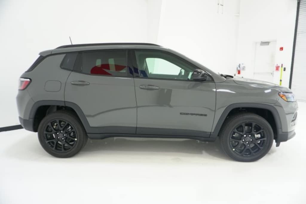New 2026 Jeep Compass LATITUDE ALTITUDE 4X4 Sport Utility