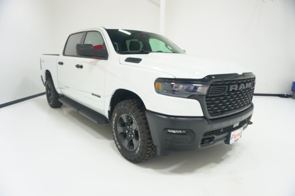 New 2026 Ram 1500 WARLOCK CREW CAB 4X4 5'7 BOX Pickup