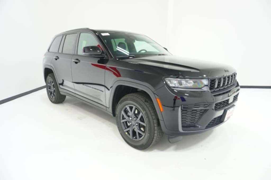 New 2027 Jeep Grand Cherokee Laredo Altitude Sport Utility