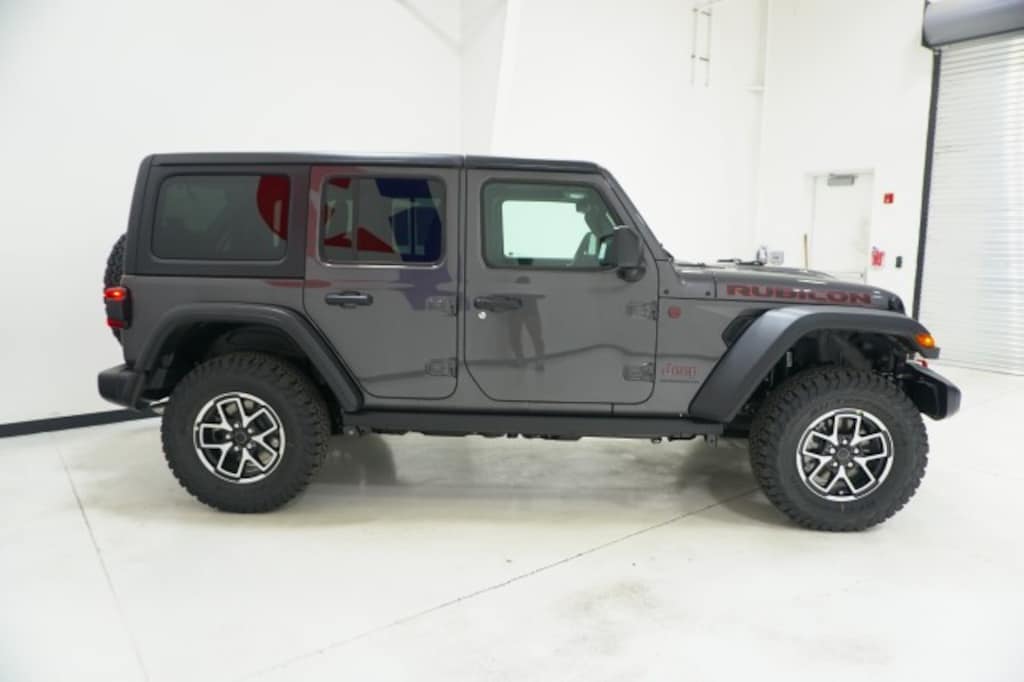 New 2026 Jeep Wrangler 4-DOOR RUBICON Sport Utility