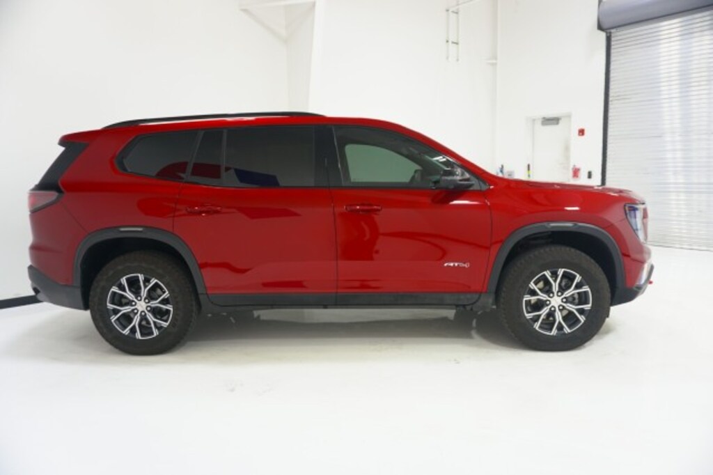 Used 2025 GMC Acadia AWD AT4 SUV