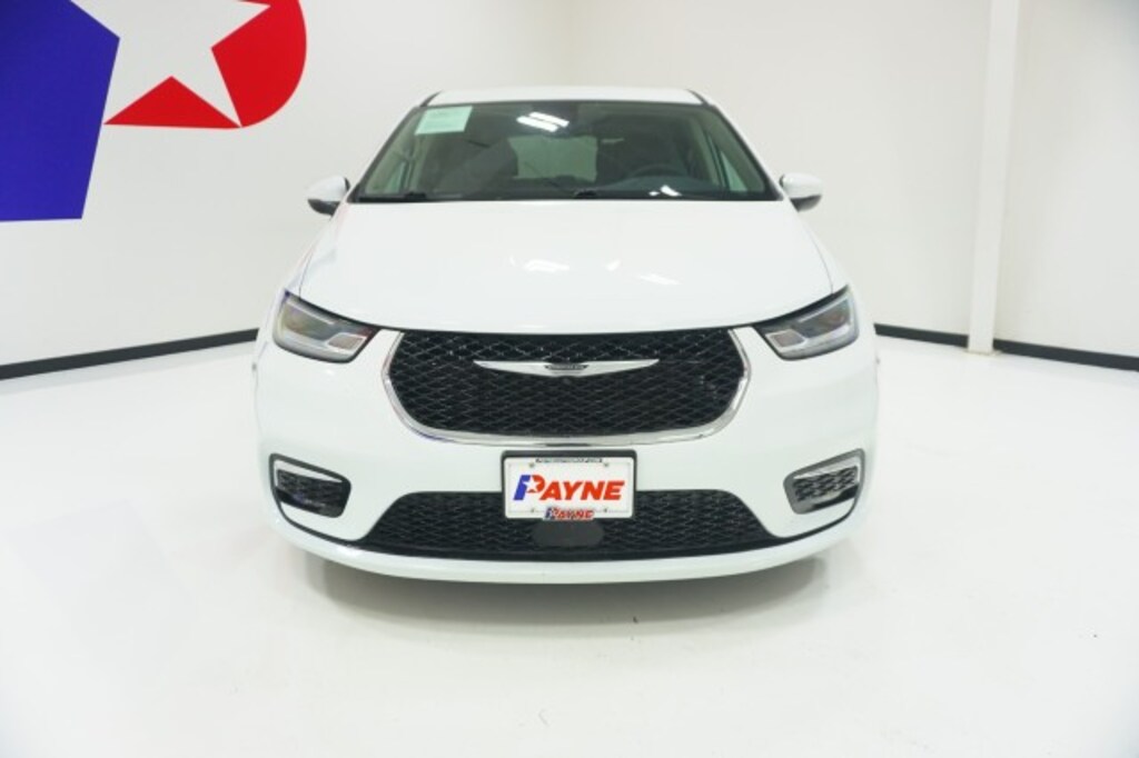 Used 2023 Chrysler Pacifica Touring L Minivan/Van