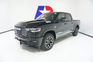 2026 Ram 1500 LARAMIE CREW CAB 4X4 5'7 BOX Pickup