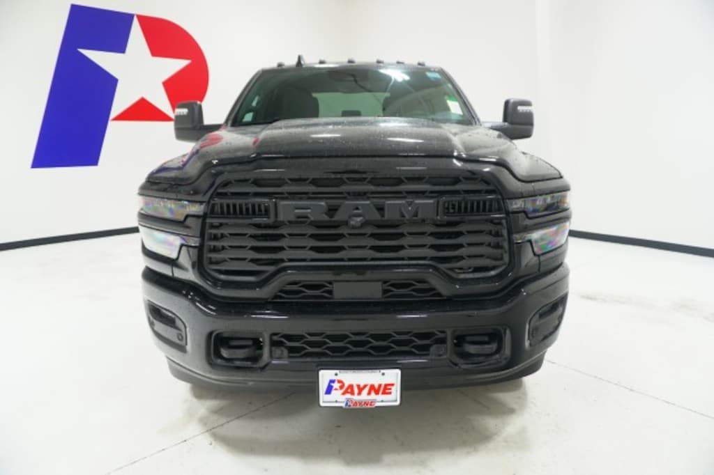 New 2026 Ram 3500 LONE STAR CREW CAB 4X4 8' BOX Pickup