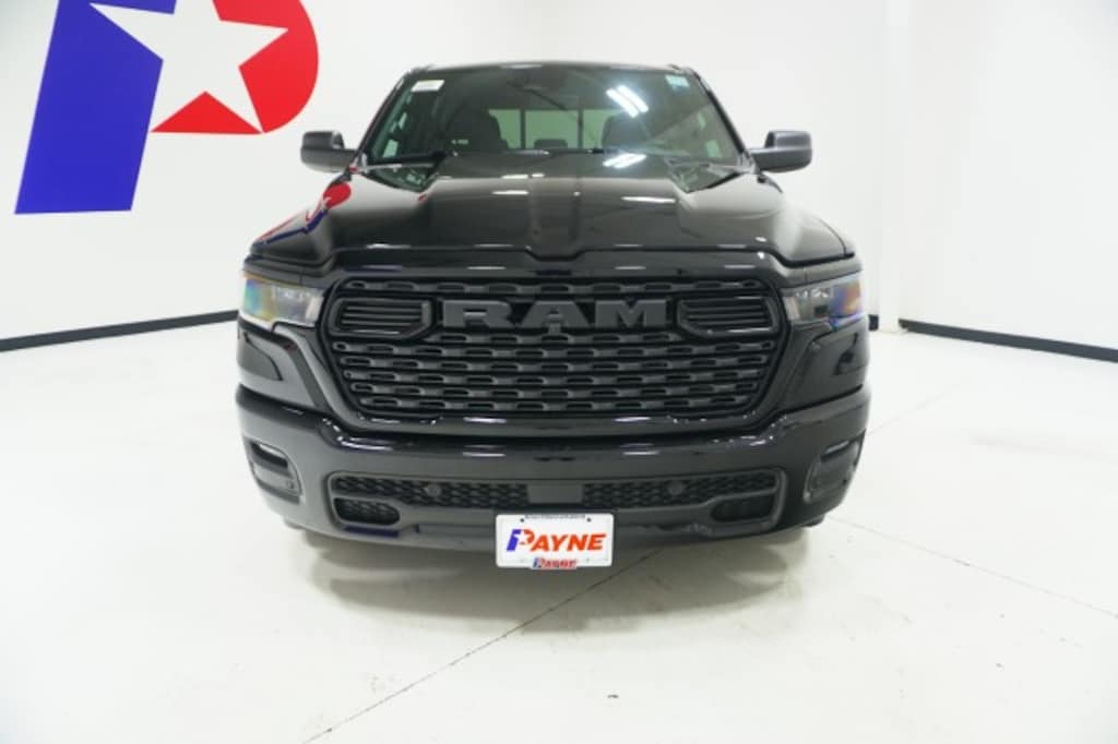 New 2025 Ram 1500 TRADESMAN CREW CAB 4X2 5'7 BOX Pickup