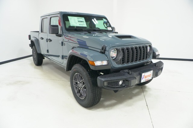 2025 Jeep Gladiator Sport S photo 3