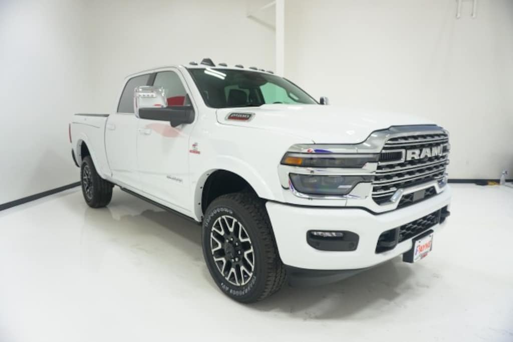 New 2026 Ram 2500 LIMITED LONGHORN CREW CAB 4X4 6'4 BOX Pickup