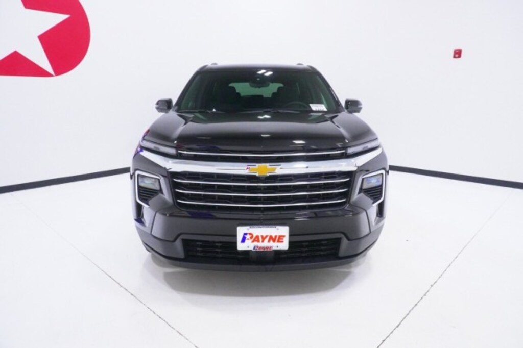 Used 2026 Chevrolet Traverse FWD LT SUV