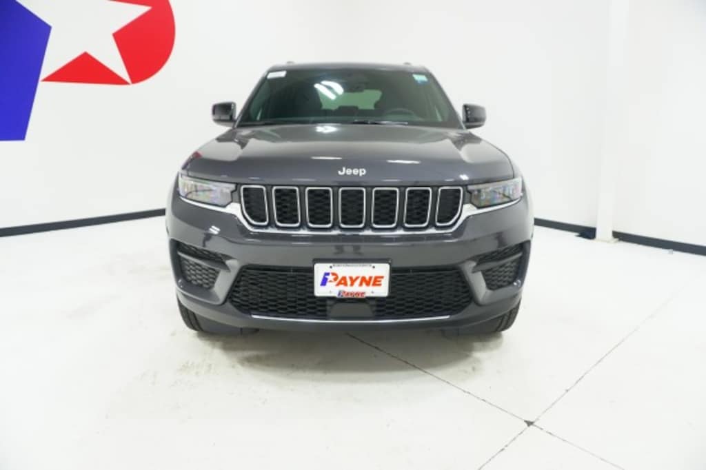 New 2025 Jeep Grand Cherokee LAREDO 4X2 Sport Utility