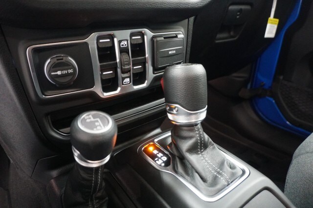 2025 Jeep Wrangler 4-Door Sport S - Photo 28