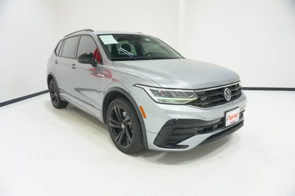 Used 2023 Volkswagen Tiguan SE R-Line Black SUV