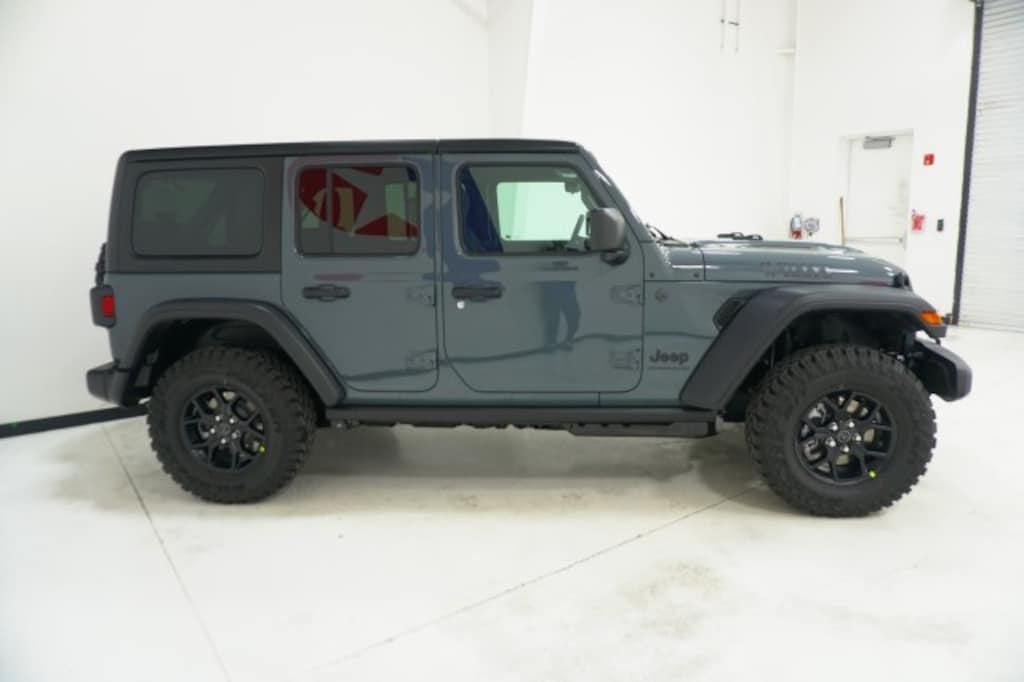 New 2026 Jeep Wrangler 4-DOOR WILLYS Sport Utility