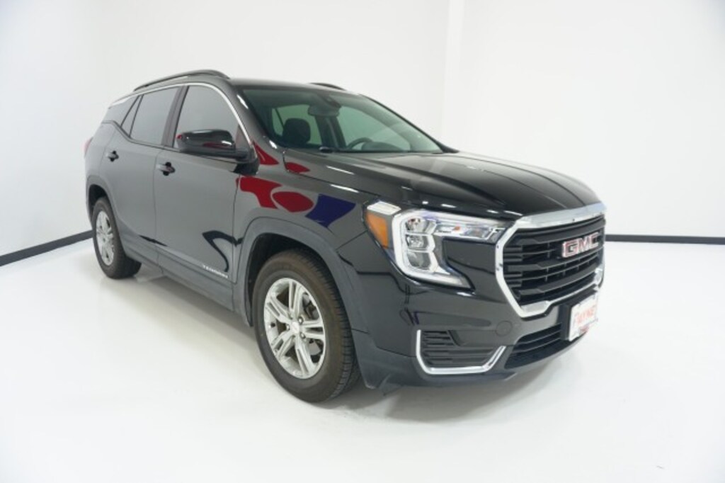 Used 2023 GMC Terrain SLE SUV