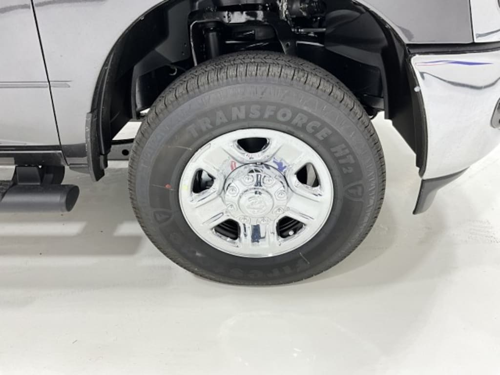 New 2026 Ram 2500 TRADESMAN CREW CAB 4X4 6'4 BOX Pickup