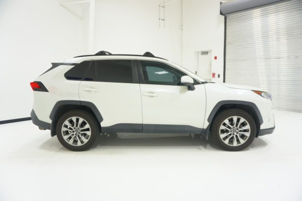 Used 2021 Toyota RAV4 XLE Premium SUV