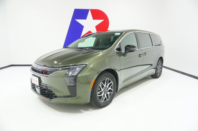 2027 Chrysler Pacifica LIMITED Passenger Van