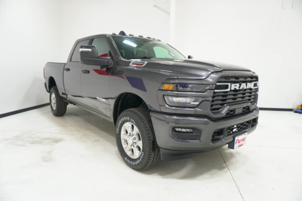 New 2026 Ram 2500 LONE STAR CREW CAB 4X4 6'4 BOX Pickup