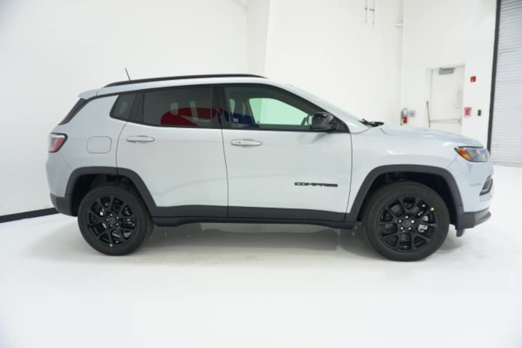 New 2026 Jeep Compass LATITUDE ALTITUDE 4X4 Sport Utility