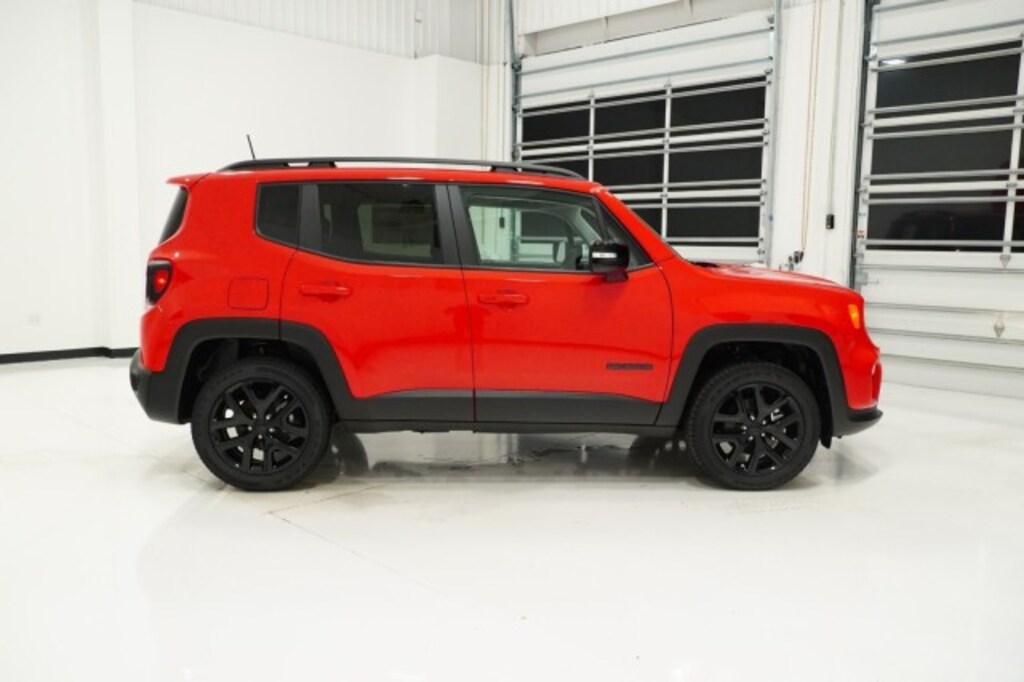 Used 2023 Jeep Renegade Altitude SUV