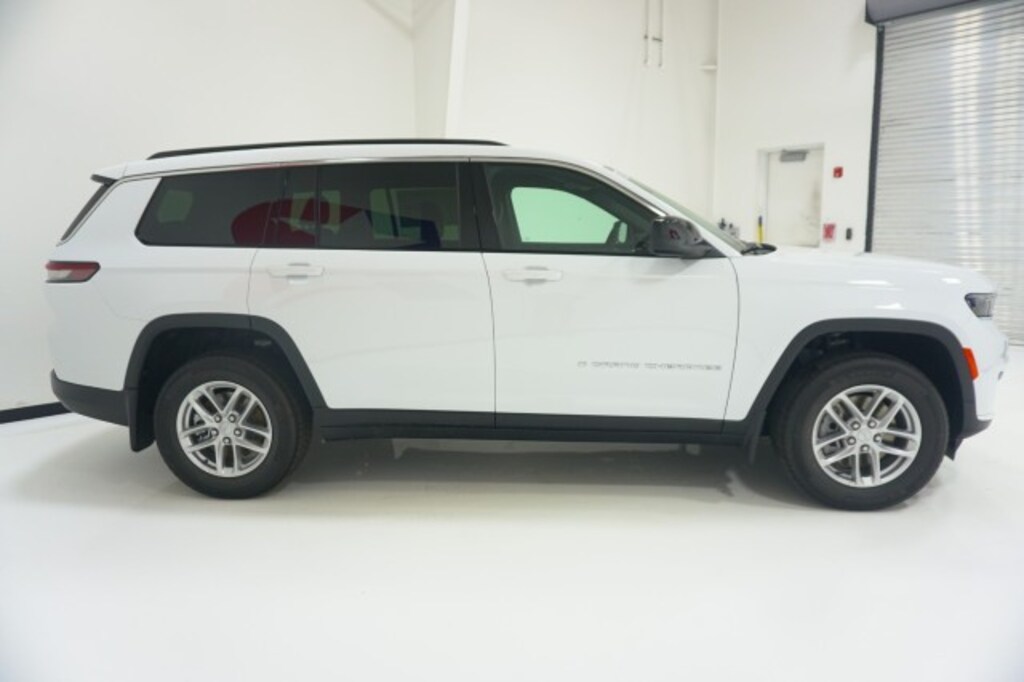 New 2026 Jeep Grand Cherokee L LAREDO 4X2 Sport Utility