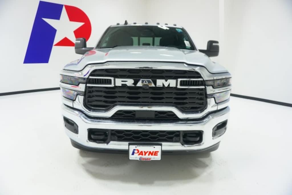 New 2027 Ram 3500 TRADESMAN CREW CAB 4X4 Pickup
