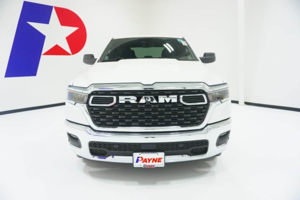 New 2026 Ram 1500 LONE STAR CREW CAB 4X2 5'7 BOX Pickup