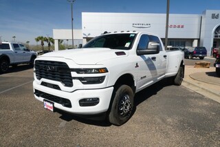 2026 Ram 3500 LONE STAR CREW CAB 4X4 8' BOX Pickup