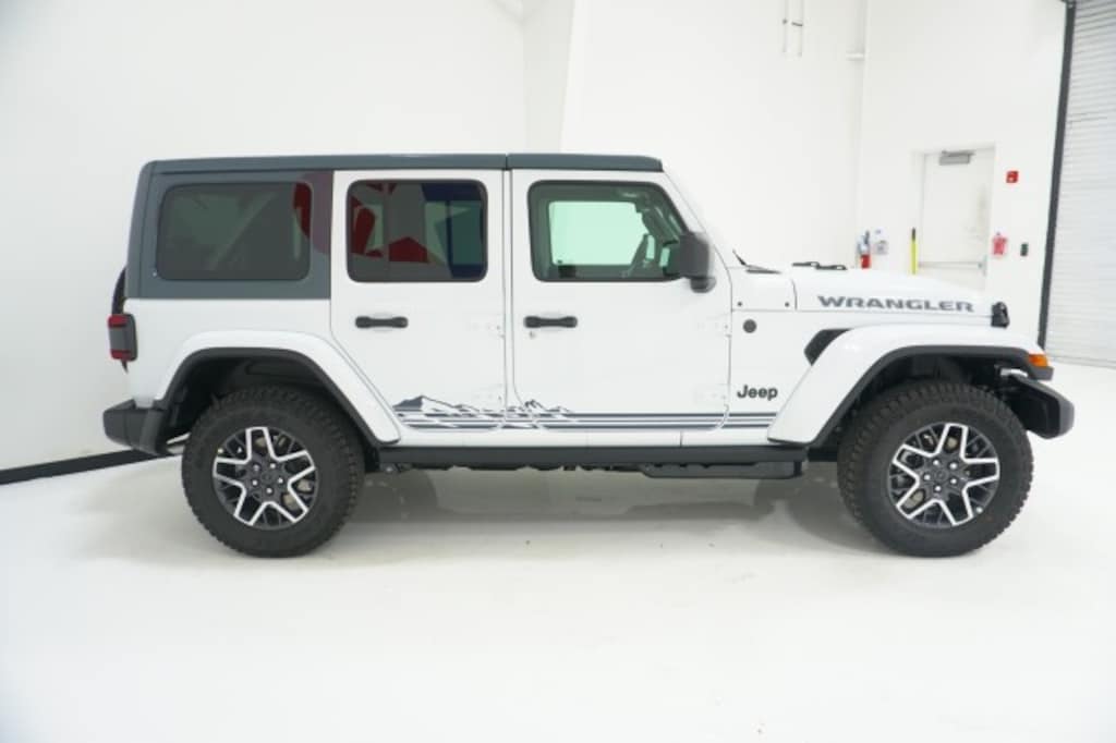 New 2026 Jeep Wrangler 4-DOOR SAHARA Sport Utility