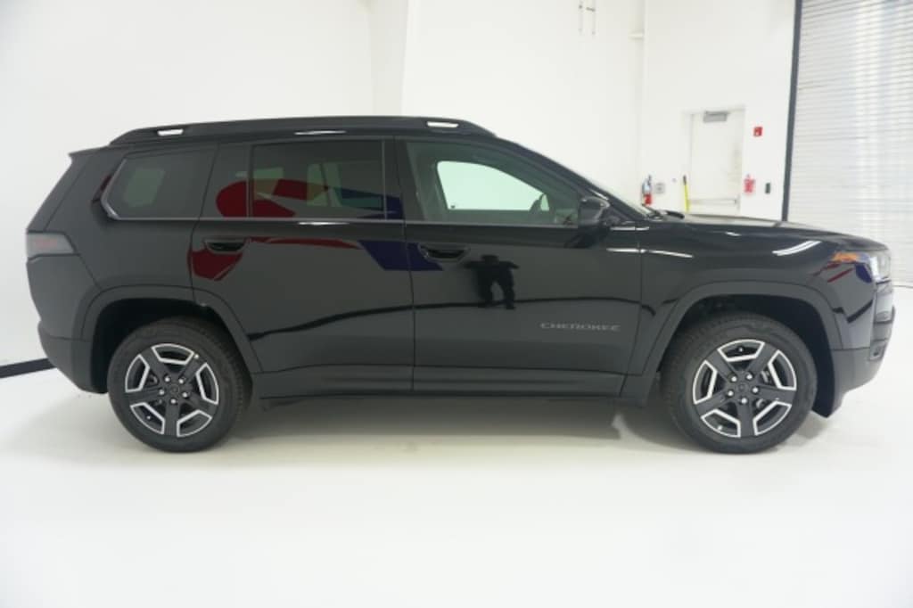 New 2026 Jeep Cherokee LAREDO 4X4 Sport Utility