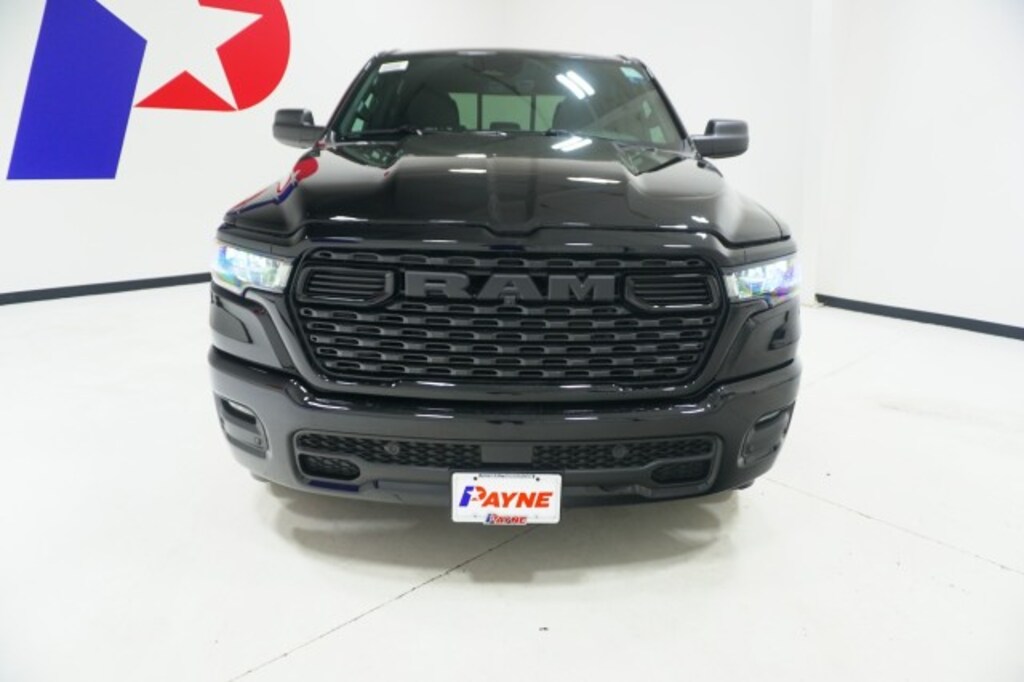 New 2025 Ram 1500 TRADESMAN CREW CAB 4X2 5'7 BOX Pickup