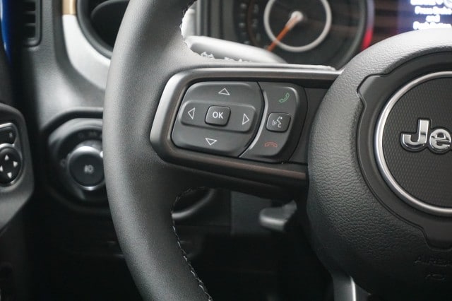 2025 Jeep Wrangler 4-Door Sport S - Photo 23
