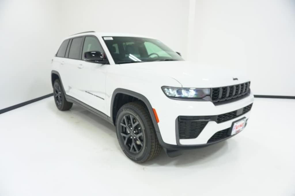 New 2026 Jeep Grand Cherokee LAREDO ALTITUDE 4X2 Sport Utility