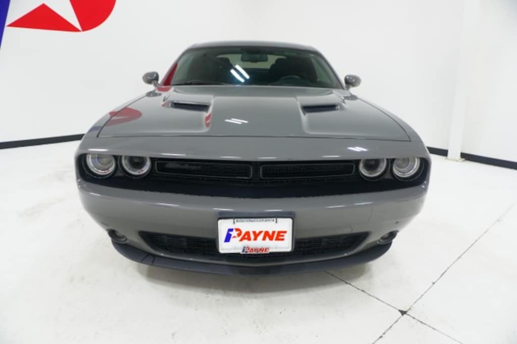 Used 2019 Dodge Challenger SXT Coupe