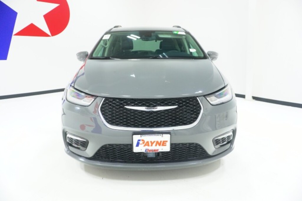 Used 2022 Chrysler Pacifica Touring L Minivan/Van